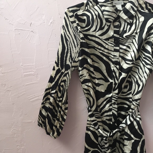 Nicola Italian Zebra Print Button Down Blouse Belt - Picture 3 of 7